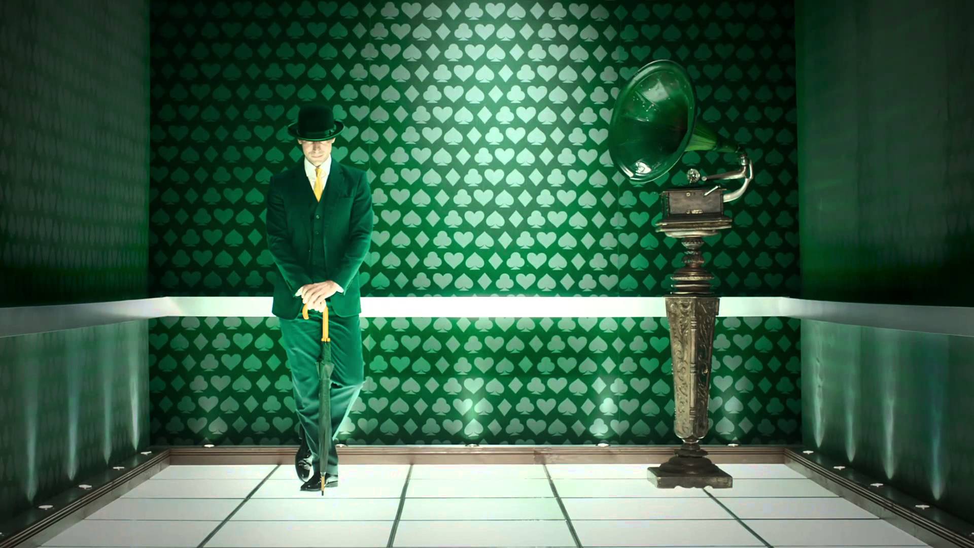 mr_green_halloween_promotion